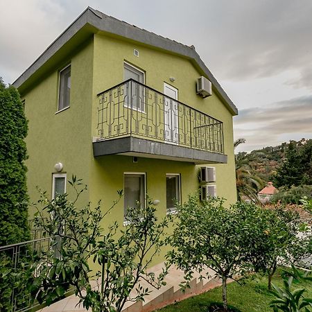 Palm Point Apartment Petrovac エクステリア 写真