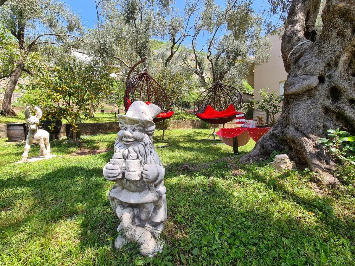 Palm Point Apartment Petrovac エクステリア 写真