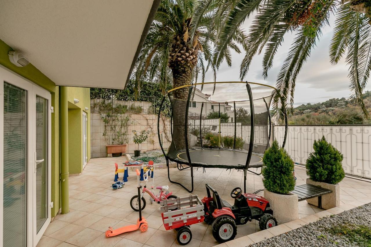Palm Point Apartment Petrovac エクステリア 写真