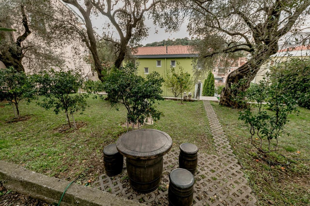 Palm Point Apartment Petrovac エクステリア 写真